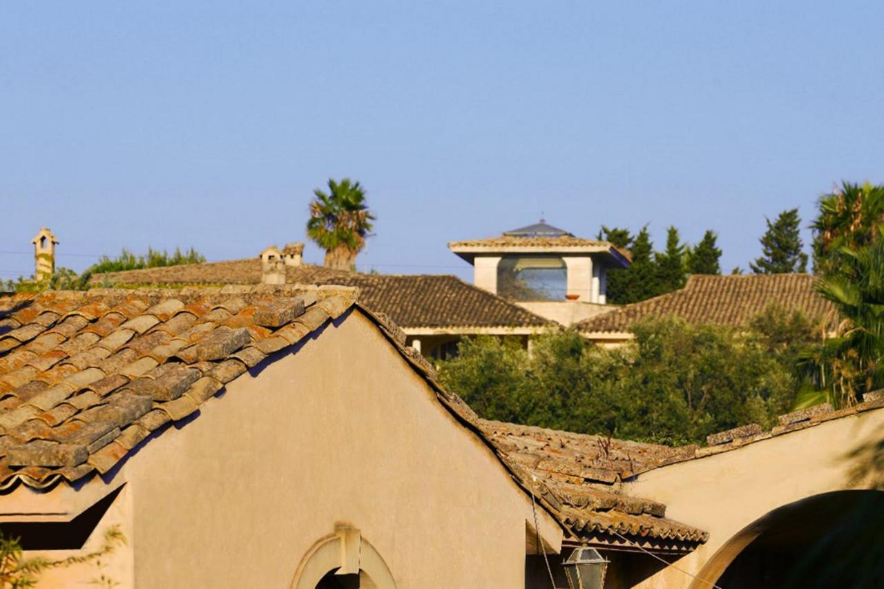 Villa Del Commendatore Sirugo أفولا المظهر الخارجي الصورة
