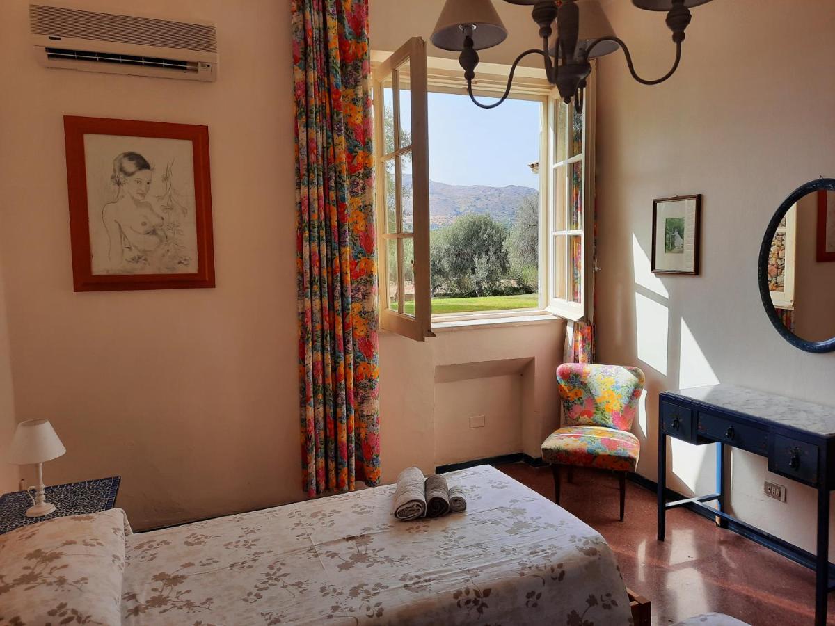Villa Del Commendatore Sirugo أفولا المظهر الخارجي الصورة