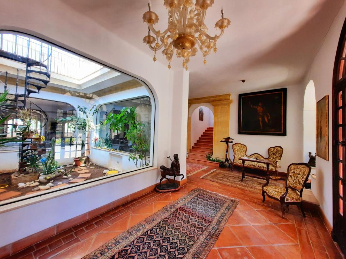 Villa Del Commendatore Sirugo أفولا المظهر الخارجي الصورة